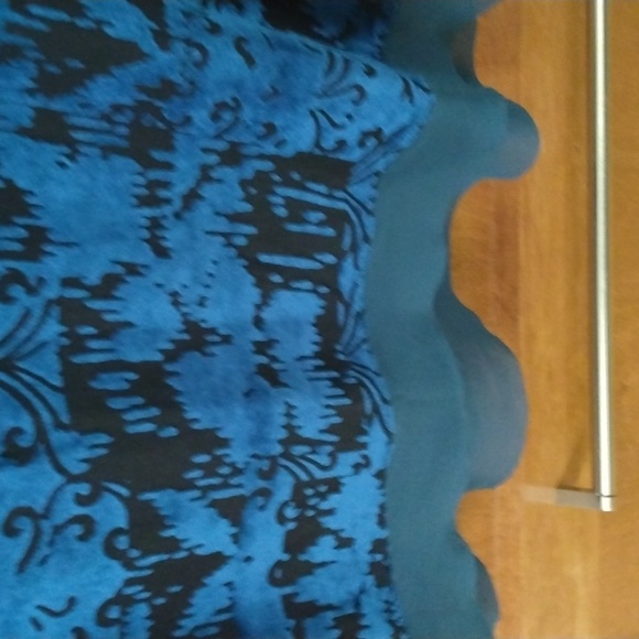 Tunic - Picture 4 of 7